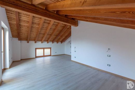 Villa à Pedavena, Provincia di Belluno