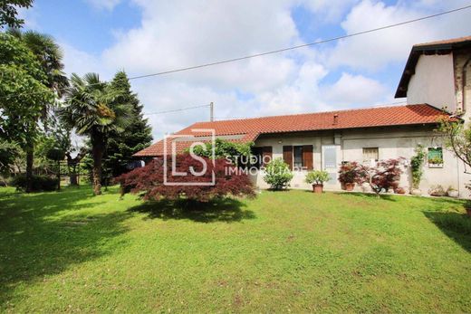 Villa in Cuggiono, Milan