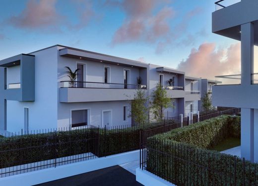 Villa in Montano Lucino, Provincia di Como