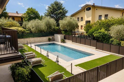 Piso / Apartamento en Lazise, Provincia di Verona