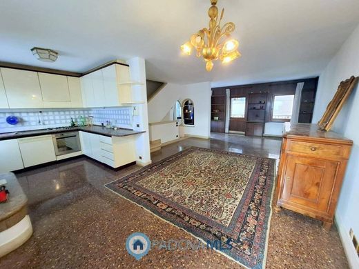 Luxury home in Padua, Veneto