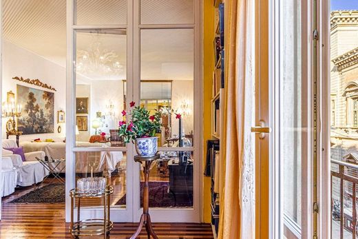 Appartamento a Bologna, Emilia-Romagna