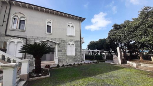 Apartment in Rosignano Marittimo, Provincia di Livorno