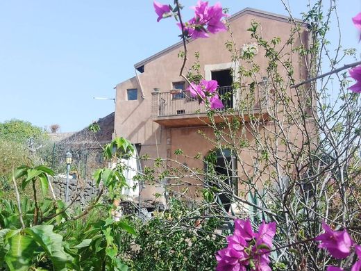 Propriété de campagne à Gravina di Catania, Catane