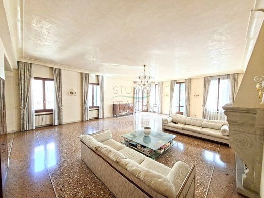 Penthouse à Padoue, Vénétie