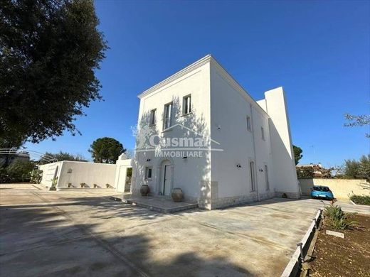 Villa en Trani, Provincia di Barletta - Andria - Trani