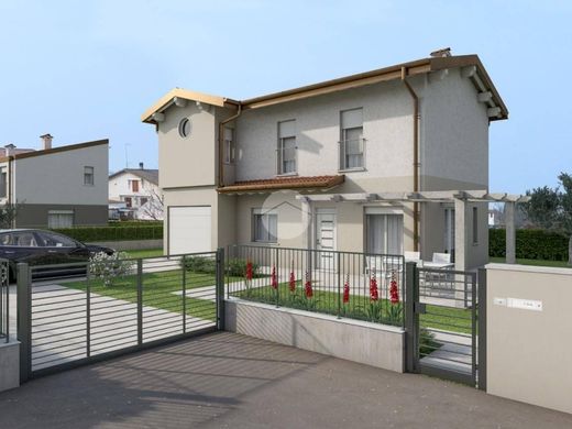 Villa - Beccacivetta-Azzano, Provincia di Verona