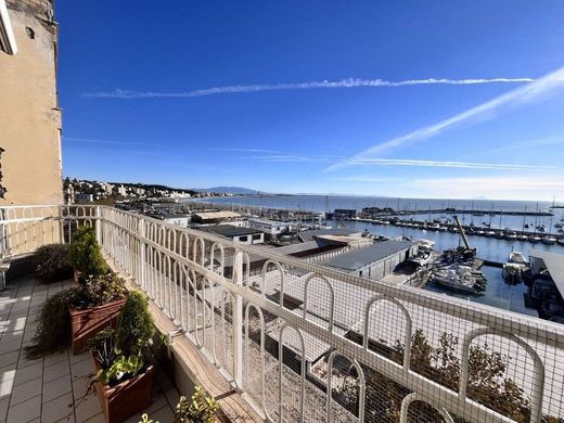 Apartment in Anzio, Rome