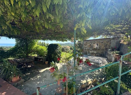 Villa in Cogoleto, Provincia di Genova