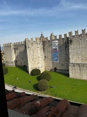 Attico a Prato, Toscana