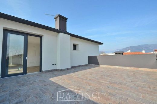 Penthouse in Bassano del Grappa, Provincia di Vicenza