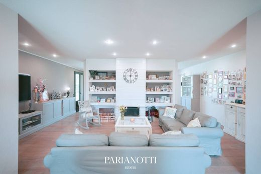 Villa in Castelletto sopra Ticino, Provincia di Novara