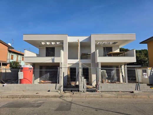 Willa w Legnano, Città metropolitana di Milano