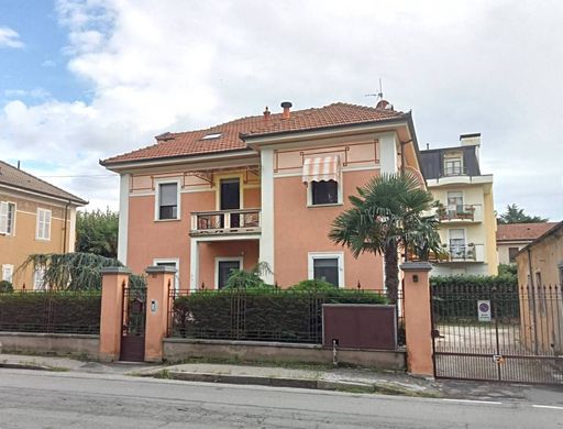 Villa in Pinerolo, Turin