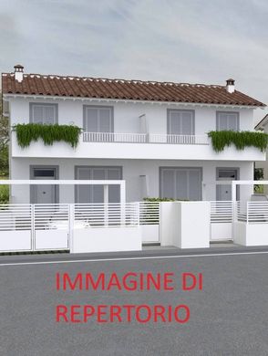 Terraced house in Poggio a Caiano, Provincia di Prato