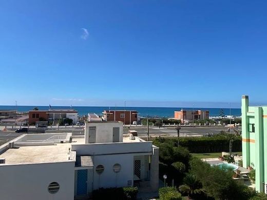 호화 저택 / 로마, Lazio