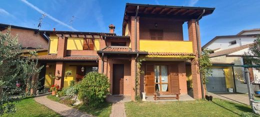 Villa - Castelverde, Provincia di Cremona