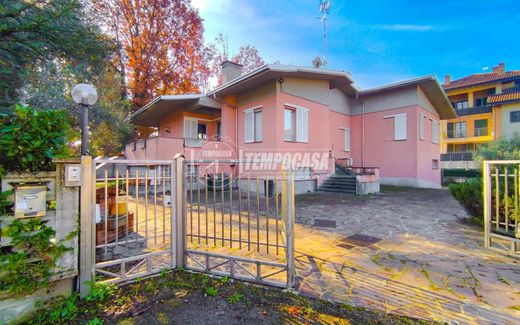 Βίλα σε Pantigliate, Città metropolitana di Milano