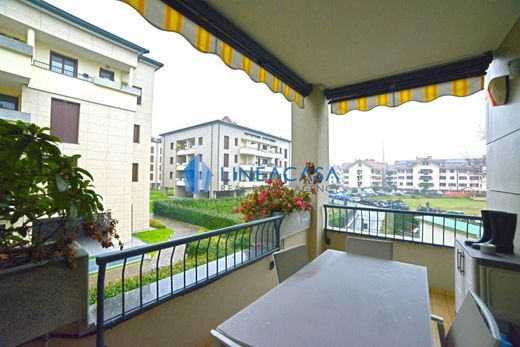 套间/公寓  Assago, 米兰省