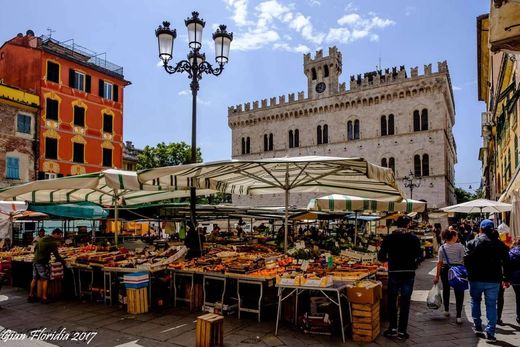 Chiavari, Provincia di Genovaのペントハウス