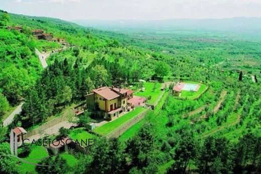 Casale a Castelfranco Piandiscò, Arezzo