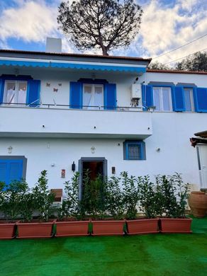 Villa in Sant'Agnello, Naples