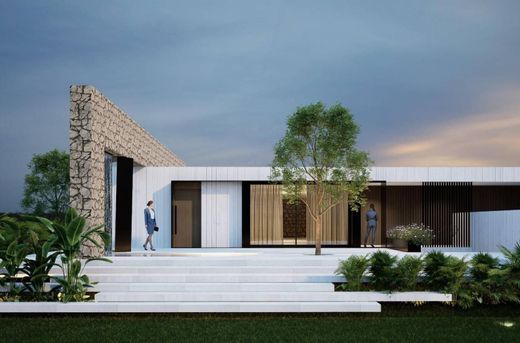 Villa in Nola, Naples