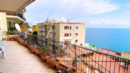Apartament w Neapol, Napoli