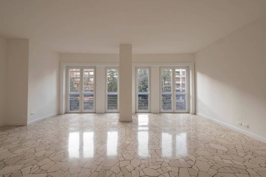 아파트 / 밀라노, Città metropolitana di Milano