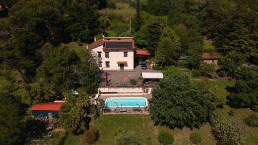Villa Rosignano Marittimo, Livorno ilçesinde