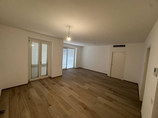 Appartement à Porto San Giorgio, Province of Fermo