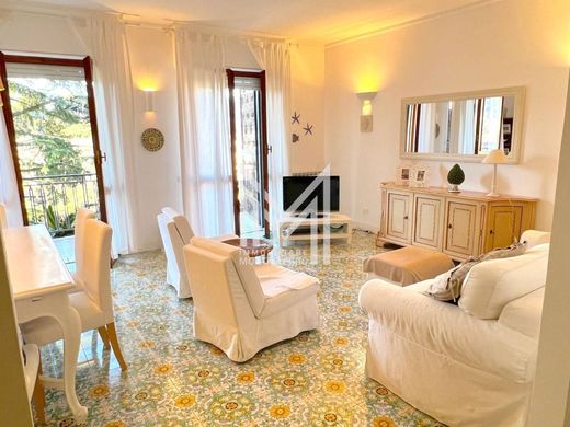 Apartamento - Rapallo, Génova