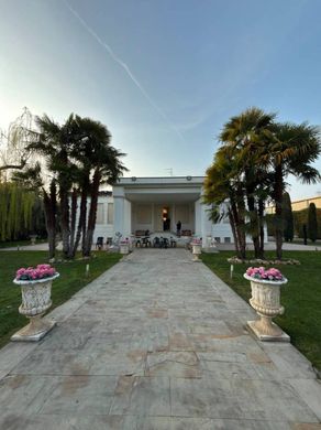 Villa in Piacenza, Provincia di Piacenza