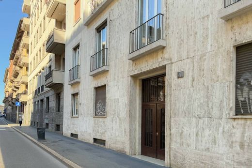 Apartment / Etagenwohnung in Mailand, Lombardei