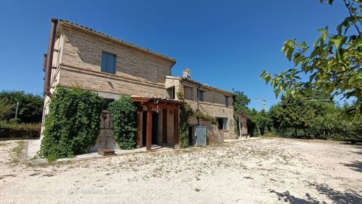 Casa de campo en San Pietro di Recanati, Provincia di Macerata