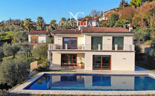 Villa Toscolano Maderno, Brescia ilçesinde