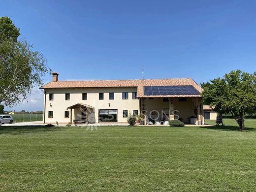 Villa a Chiarano, Treviso