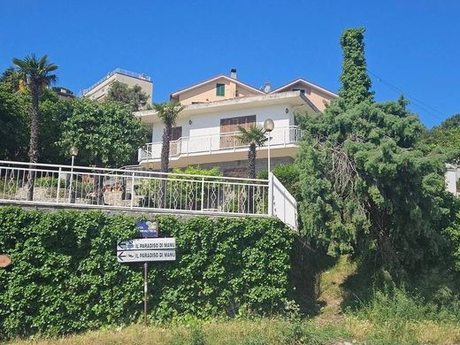 ﻓﻴﻼ ﻓﻲ Spotorno, Provincia di Savona