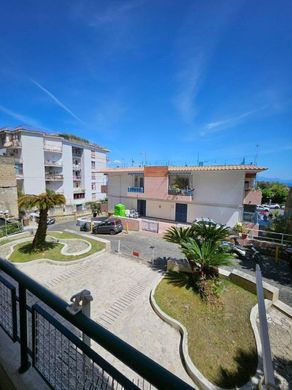 Apartment in Naples, Campania