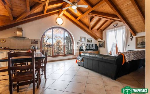 Garbagnate Milanese, Città metropolitana di Milanoのヴィラ