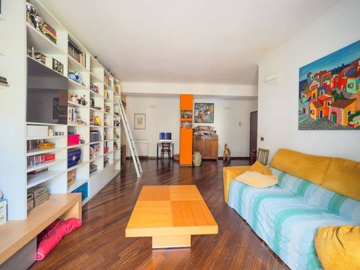 Apartment / Etagenwohnung in Mailand, Lombardei