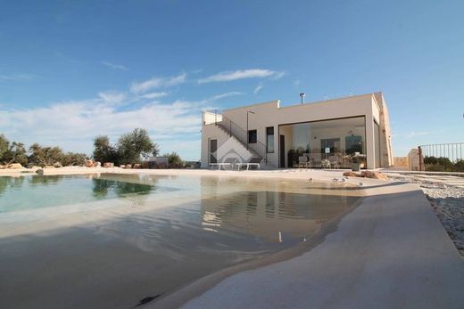 Villa in Ostuni, Provincia di Brindisi