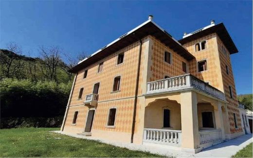 Villa in Vittorio Veneto, Provincia di Treviso