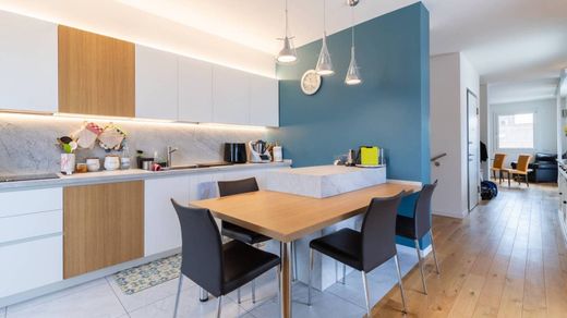 Penthouse Modena, Modena ilçesinde