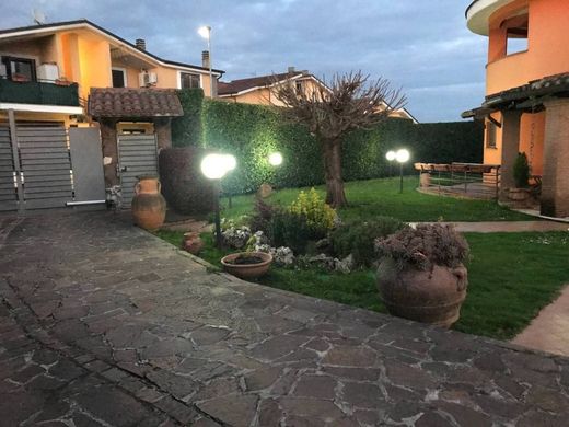 Villa in Valmontone, Rome