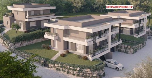 Villa a Gallarate, Varese