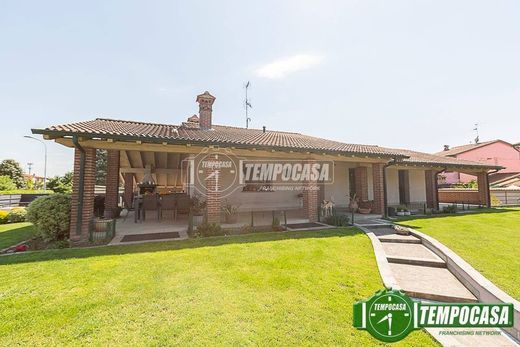 Villa Casaletto Ceredano, Cremona ilçesinde