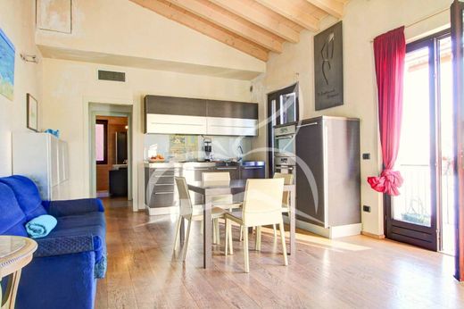 Apartment in Torri del Benaco, Provincia di Verona