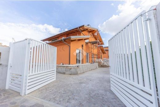 Willa w Marino, Rzym