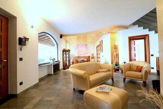 Βίλα σε Rho, Città metropolitana di Milano